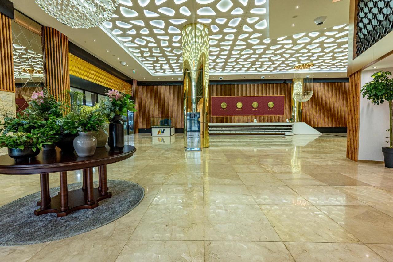 Grand Bellagio Batumi Convention & Casino Hotel Dış mekan fotoğraf